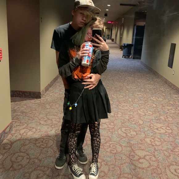 hi babes im reign my nicknames giggles <3 - Picture 6 of 7